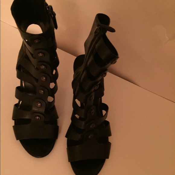 Kenneth Cole Shoes - Picture 5 of 6